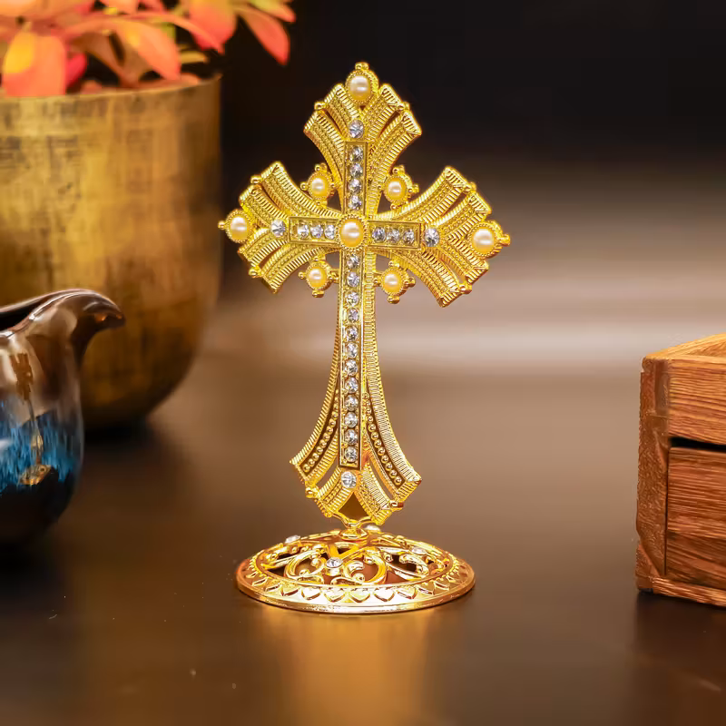 1 de cruz elegante em liga de , com incrustações de diamante - um cobiçado de fé e elegância, para realçar o altar da , religiosos e ambientes de escritório Detalhes do produto 0