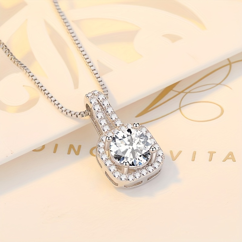 

S925 Pure Silver Square Artificial Diamond Pendant Women's Necklace, Birthday Gift, Clothing Decoration, Party Accessories