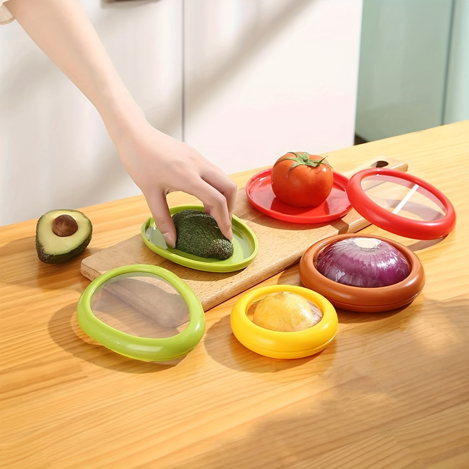 4 Fruit And Vegetable Fresh-Keeping Silicone Food Storage Containers: Stackable, Leak-Proof, Antioxidant, Portable Sealed Food Safe Lids, Suitable for Refrigerator, Kitchen, Camping