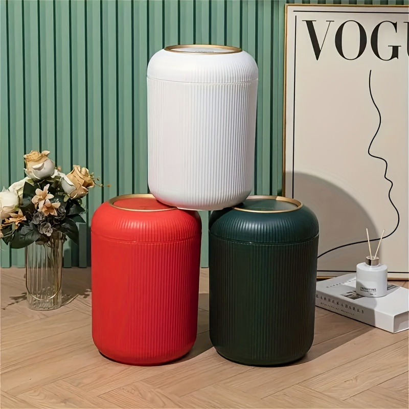 

Chic Striped Press-to-open Trash Can - Sleek, Durable Plastic Waste Bin For Living Room, Bedroom, Kitchen & Bathroom