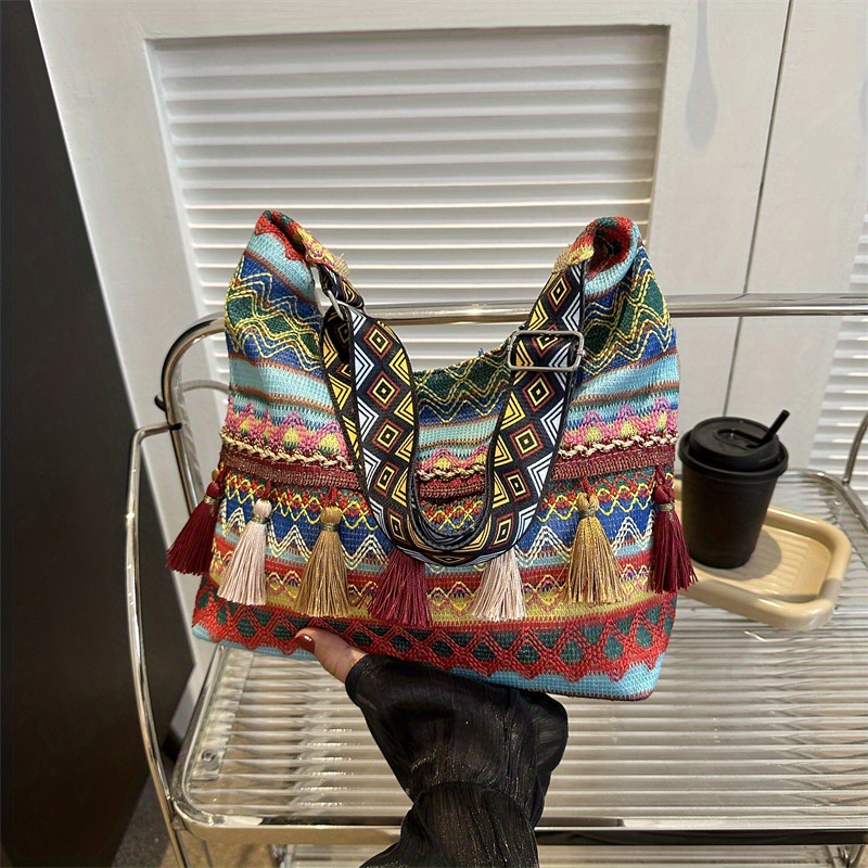 

Vintage Ethnic Style Tote Bag 2024 Spring Collection - Fashionable Simplicity, Large Capacity Shoulder Bag With Zipper Closure, Durable Polyester Material With Mixed Color Patterns