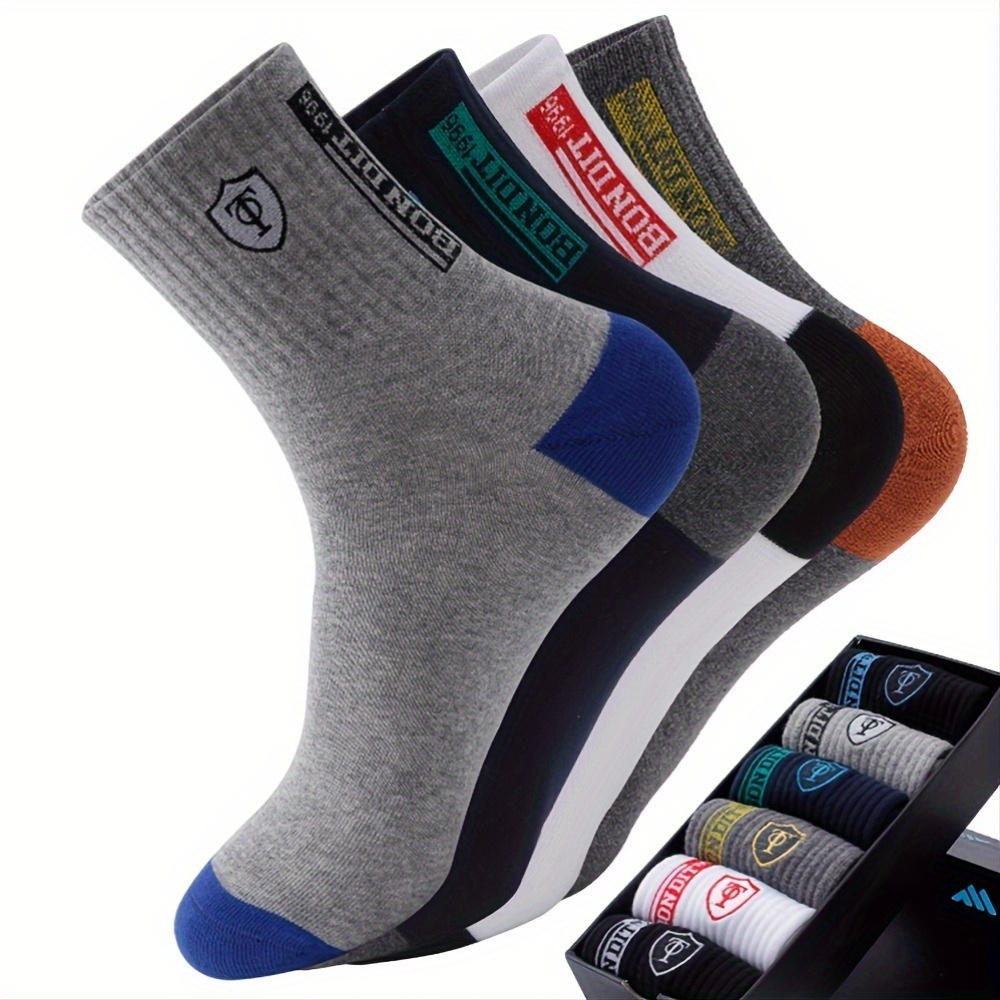 

5 Pairs Men's Crew Socks, Polyester , Sweat Absorbing, Anti-odor, , Geometric Pattern, Hand Wash Only, For Daily & Outdoor Wear