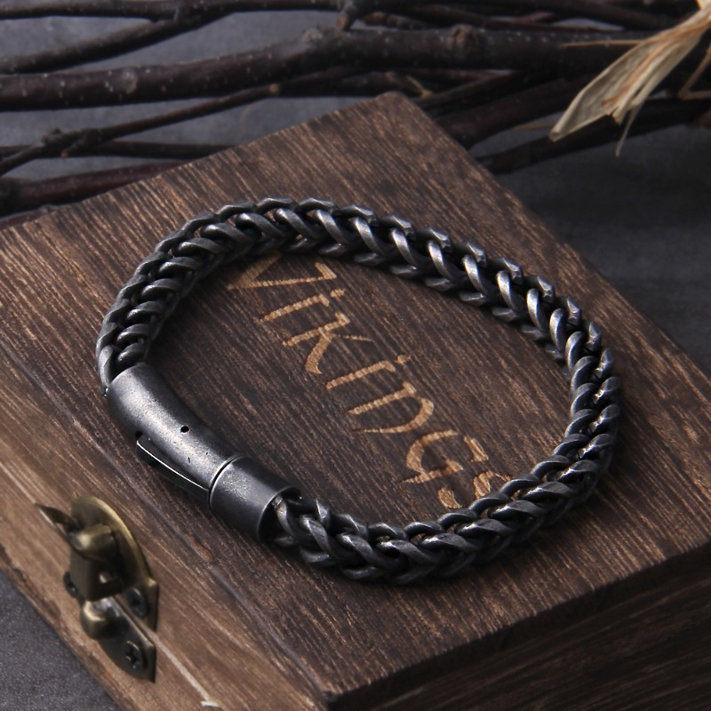 

Bracelet Élégant pour Homme en Acier Inoxydable - Noir , Design avec Fermoir Sécurisé, Style Chaîne de Moto Punk Rock Rétro, Cadeau d'Anniversaire Idéal pour Mari