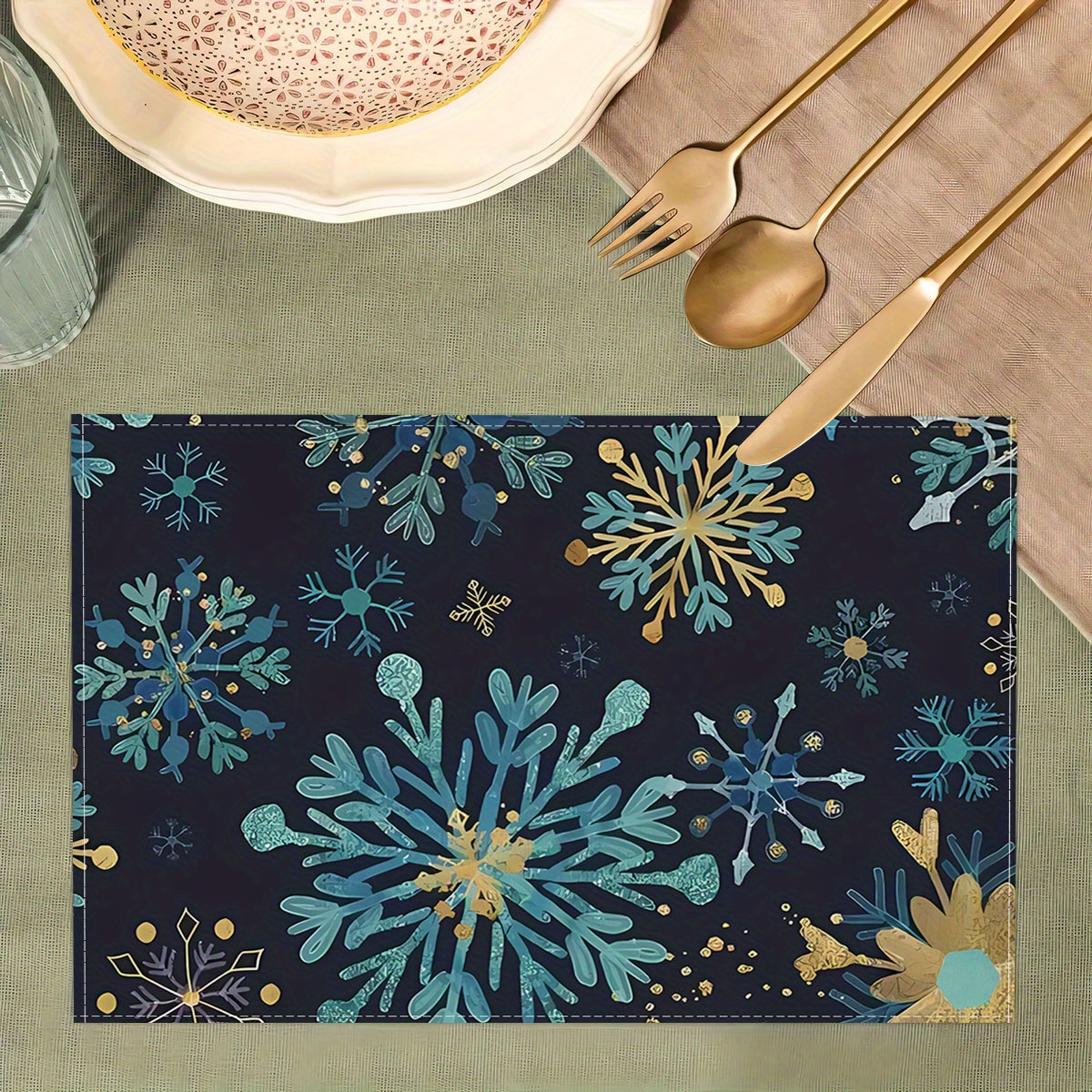 

Open + Christmas 1/4/6/8/12pcs, Placemats, Snowflakes, Blue Placemats, Winter Placemats, Suitable For Outdoor Family Gathering Kitchen Decoration