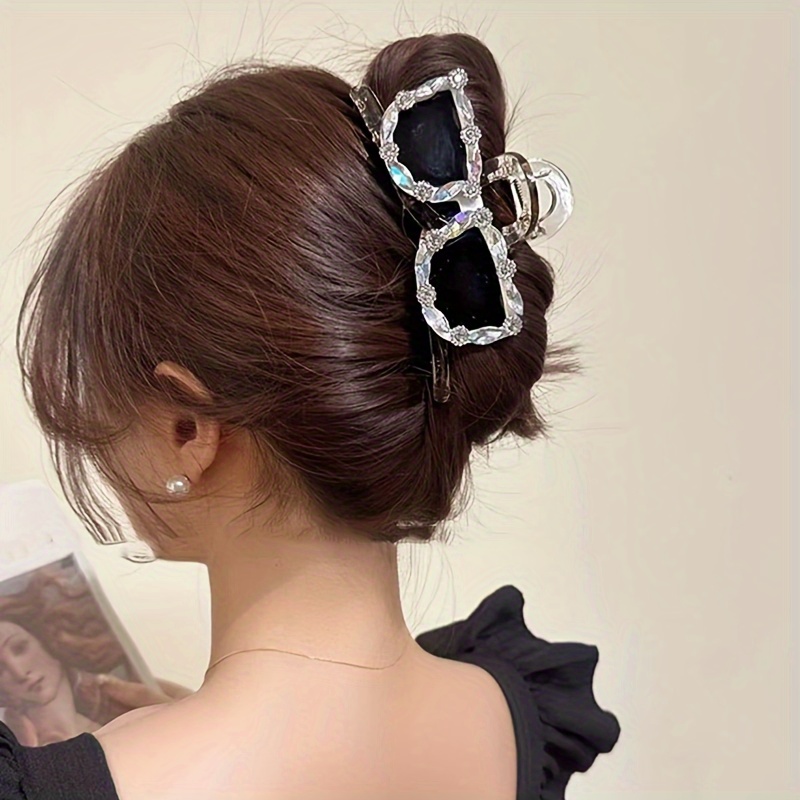 

1pc13.5 Large European And Stylish Eye Hair Grab-fall Summer Sparkler Eye Back Hair Shark Clip Clip Hair Grab-clip