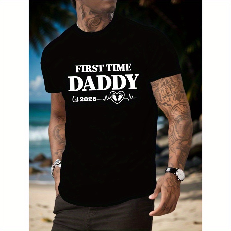 

Polyester Men's T-shirt With Geometric Tattoo Pattern - Casual Crew Neck Knit Fabric Top With Stretch For Summer - Daddy Est. 2025 Short Sleeve Tee For Adults