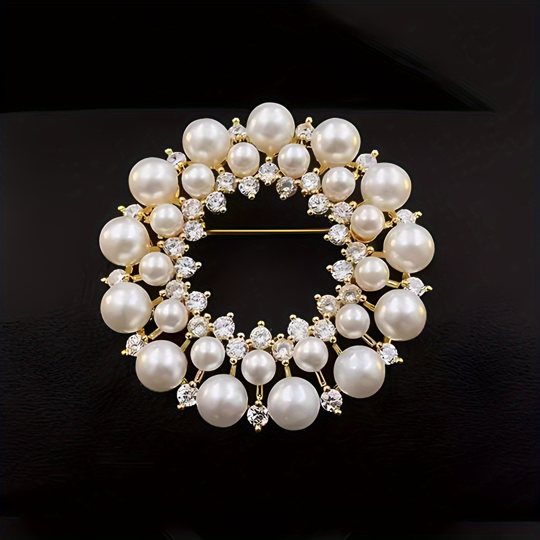 

Luxurious Pearl And Rhinestone Floral Wreath Brooch Pin – Elegant Circular Design With Sparkling Accents For Coat And Jacket Accessory