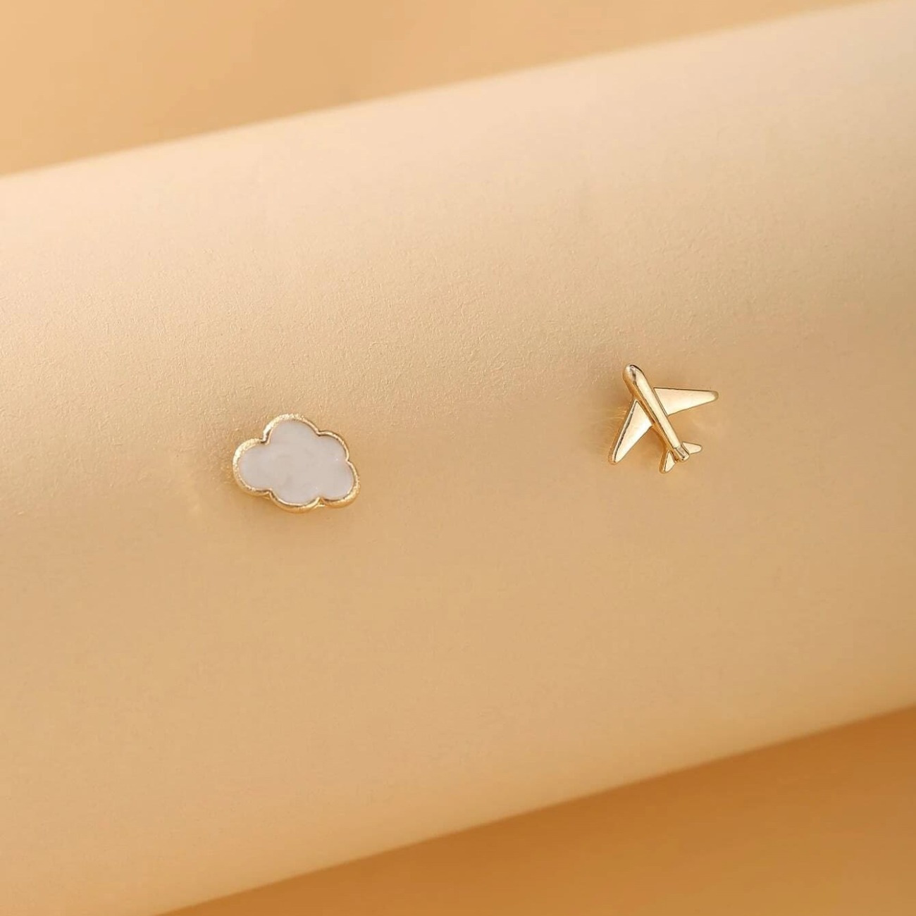 

Asymmetrical Cloud & Airplane Stud Earrings For Women - Cute , Alloy, Casual Attire Or Parties