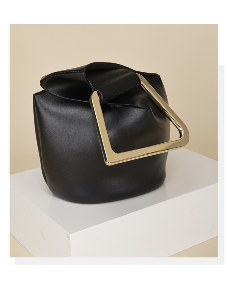 American Designer Irregular Women'S Handbag, New Summer Fashionable Bucket Bag, Women'S Fashionable And Unique Acrylic Tote Bag.