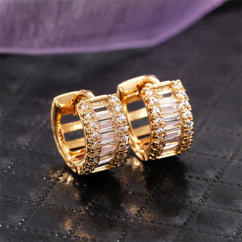 

Ear , Diamond Ear , Unisex For Men And Women