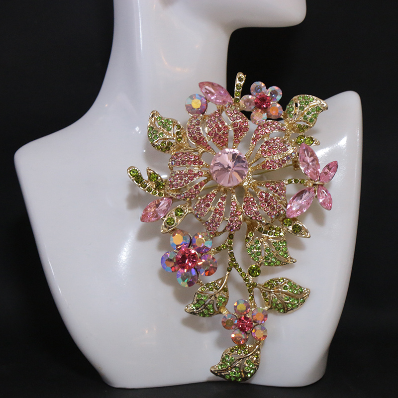 TEMU Vintage Bohemian Exaggerated Floral Brooch - Sparkling Gemstone-encrusted Statement Piece For Women, Christmas Party & Casual Attire, Fashion
