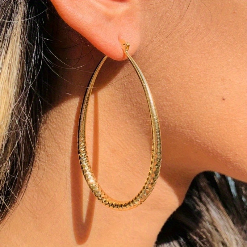 

Tzliwen Large Ridged Teardrop Hoops, Hammered Hoops Large Hoop Earrings, Light Everyday Wear Hoop Earrings, Drop Hoops