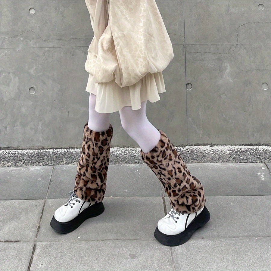 

1 Pair Of Leopard Print Fur Mid-tube Socks For Women - Cozy Thick Velvet Harajuku Style, Animal Print, Warm Accessory, Cute Socks