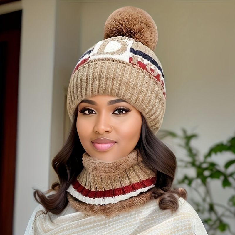 

Ensemble de chapeau et écharpe d'hiver pour femmes - Bonnet tricoté en polyester avec pompon et échauffement de cou stretch, lavable à , non élastique, plume, artisanat tissé