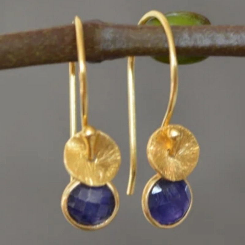 E-shop Vintage Runde Dunkelblaue Synthetische Cubic Zirkonia Goldfarbene Ohrringe Damenmode Kreatives Urlaubs Party Geschenk Anhänger
