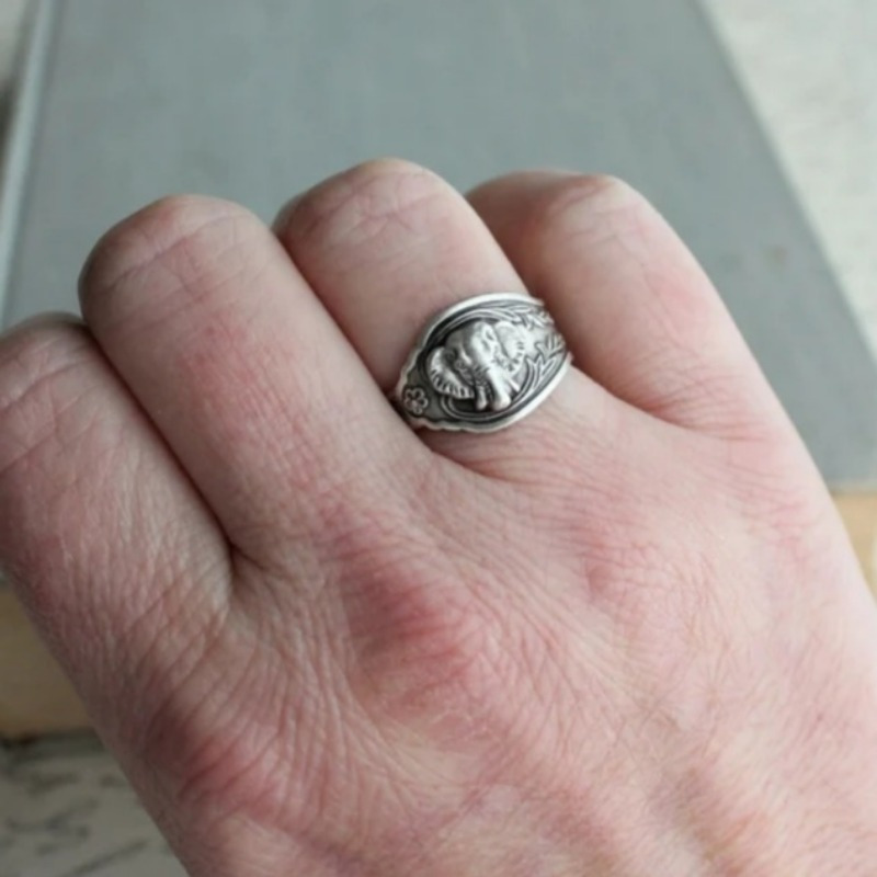 Vintage Elephant Spoon Ring for Casual Attire & Gifting