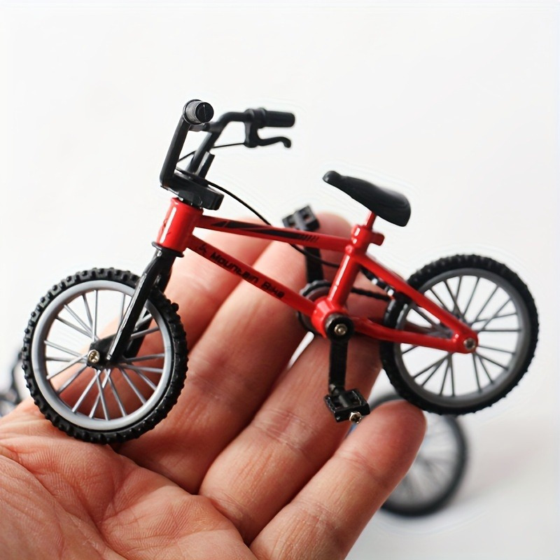 

1pc 1:12 Scale Metal Miniature Bicycle Model - Alloy Body, Plastic Handle & Tires, Intricate , Garden Accessory