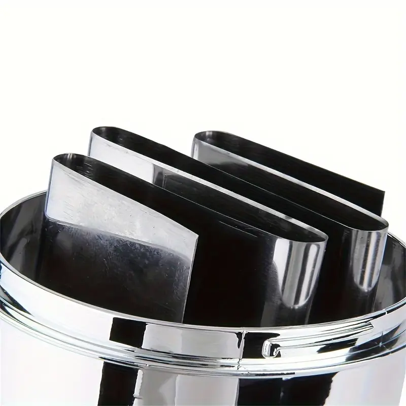 1pc manual garlic press food chopper heavy duty ps plastic multi function hand powered kitchen tool for garlic onions vegetables herbs nuts compact easy for use garlic crusher nut chopping transparent chopping container stainless steel blades Product details 8