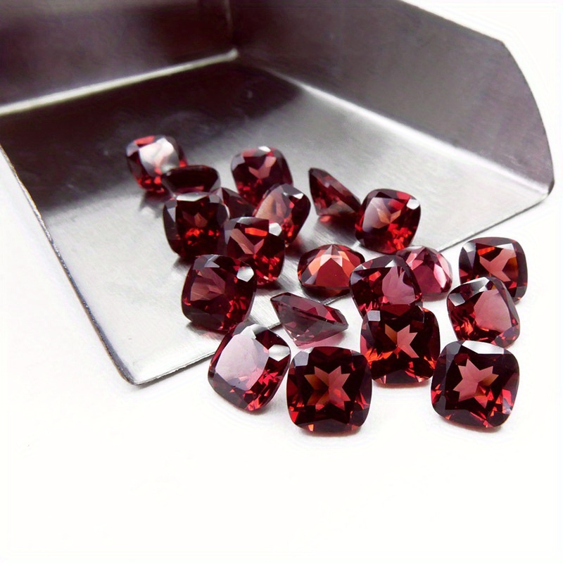 6mm Square Cushion-Cut Garnet Loose Stone, January Birthstone