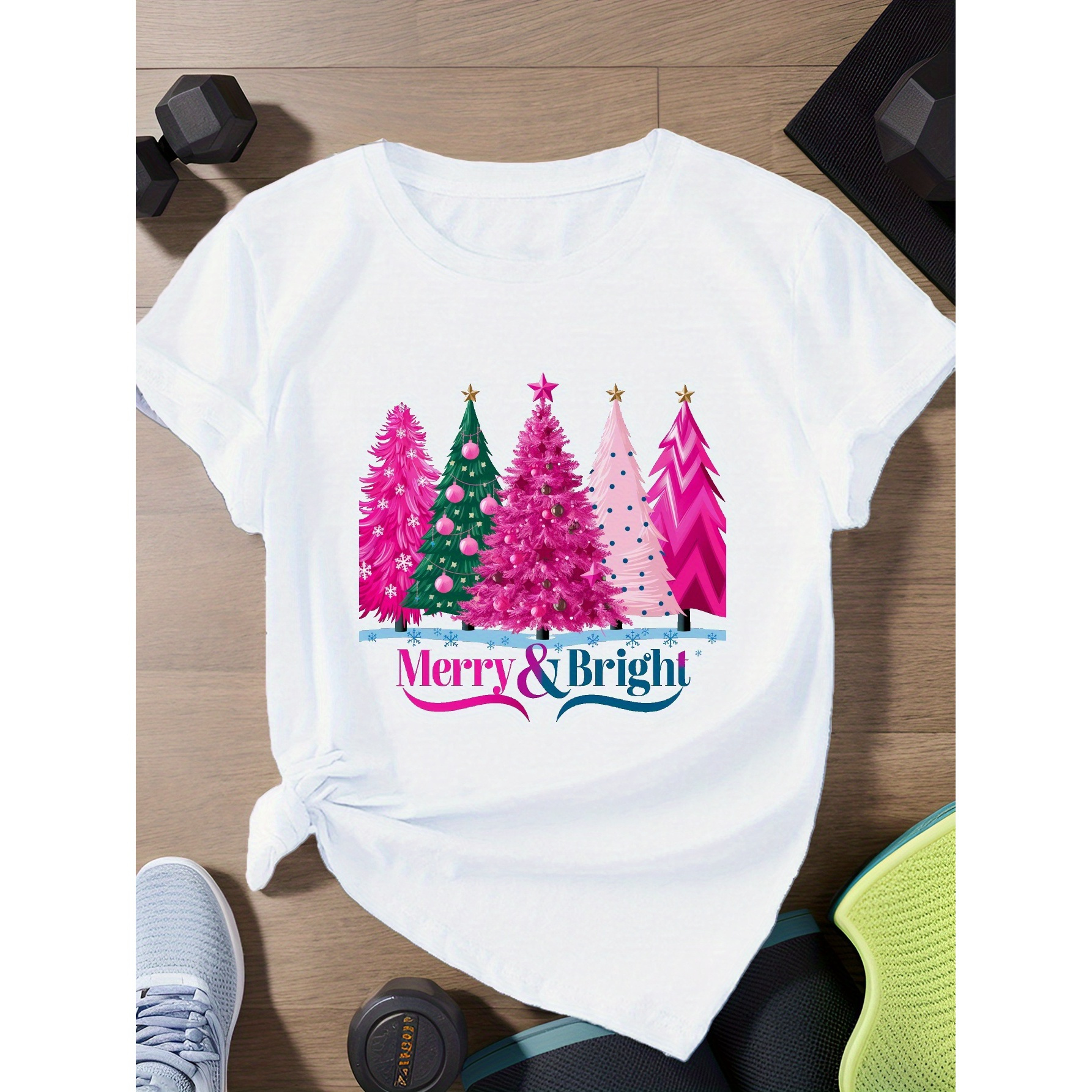 

Plus Size Christmas Tree Print T-shirt, Casual Crew Neck Short Sleeve Top For Spring & Summer, Women's Plus Size Clothing