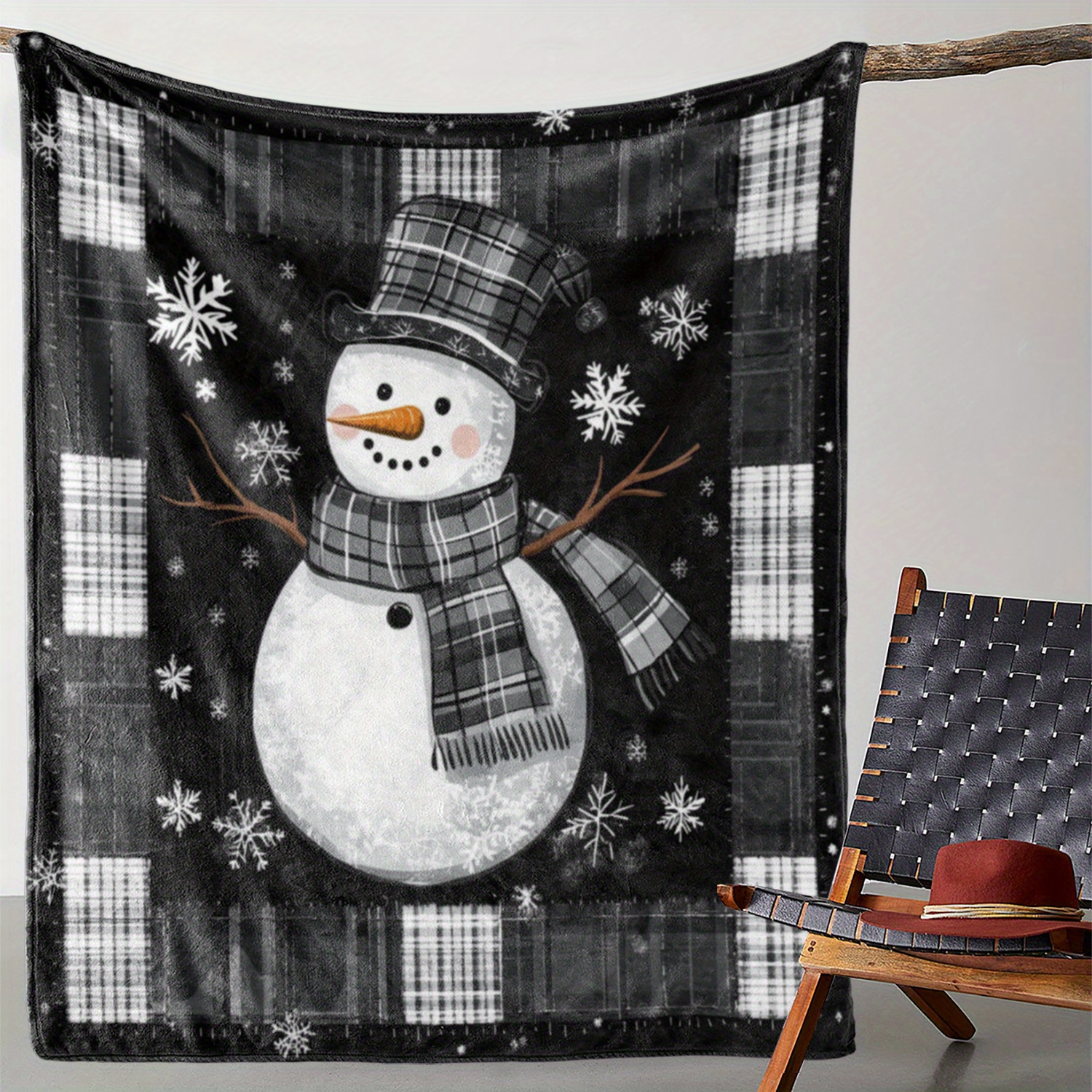 

Cozy Flannel Christmas Blanket With Snowman & - Soft, Warm Throw For Couch, Bed, Car, Office, Camping - Gift, Travel, Blanket