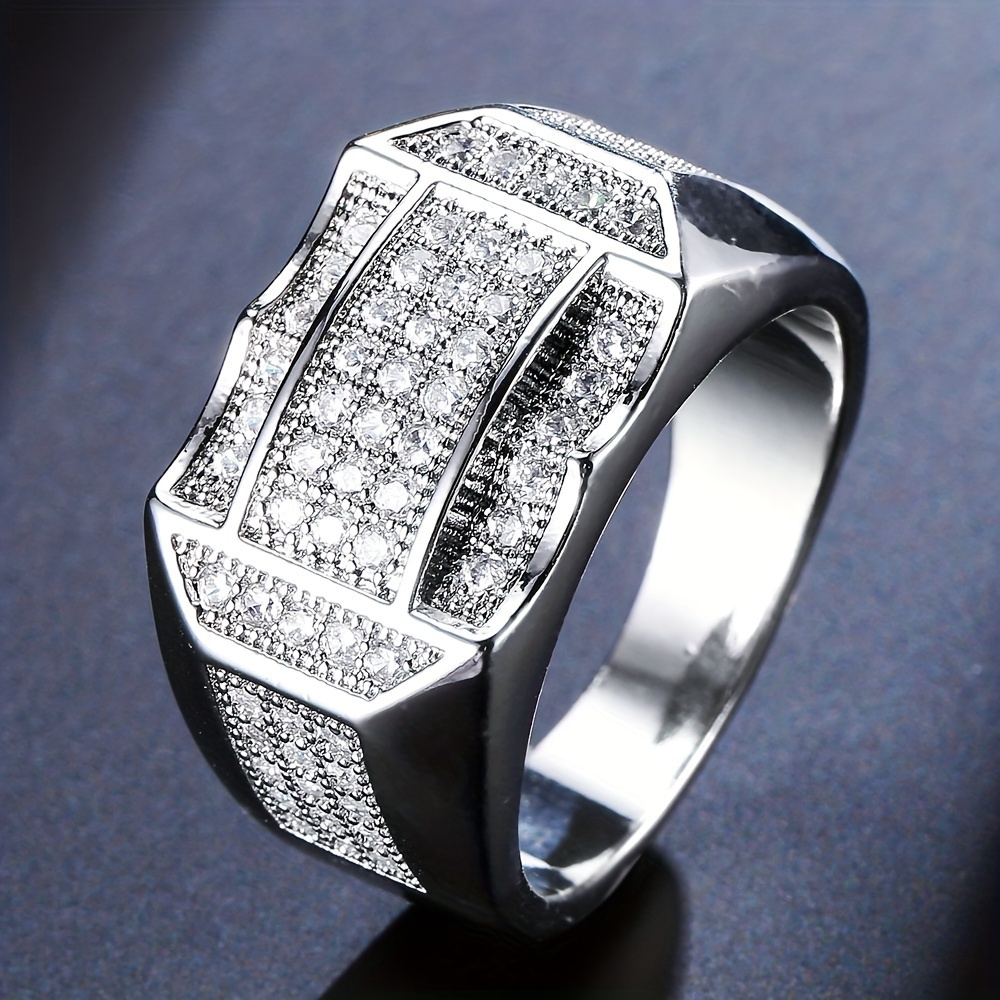 

A Inlaid Artificial Zirconia Fashion Men's Luxury Ring, Perfect For Men' Clothing And Jewelry Matching, Ideal As A Wedding Anniversary Gift.