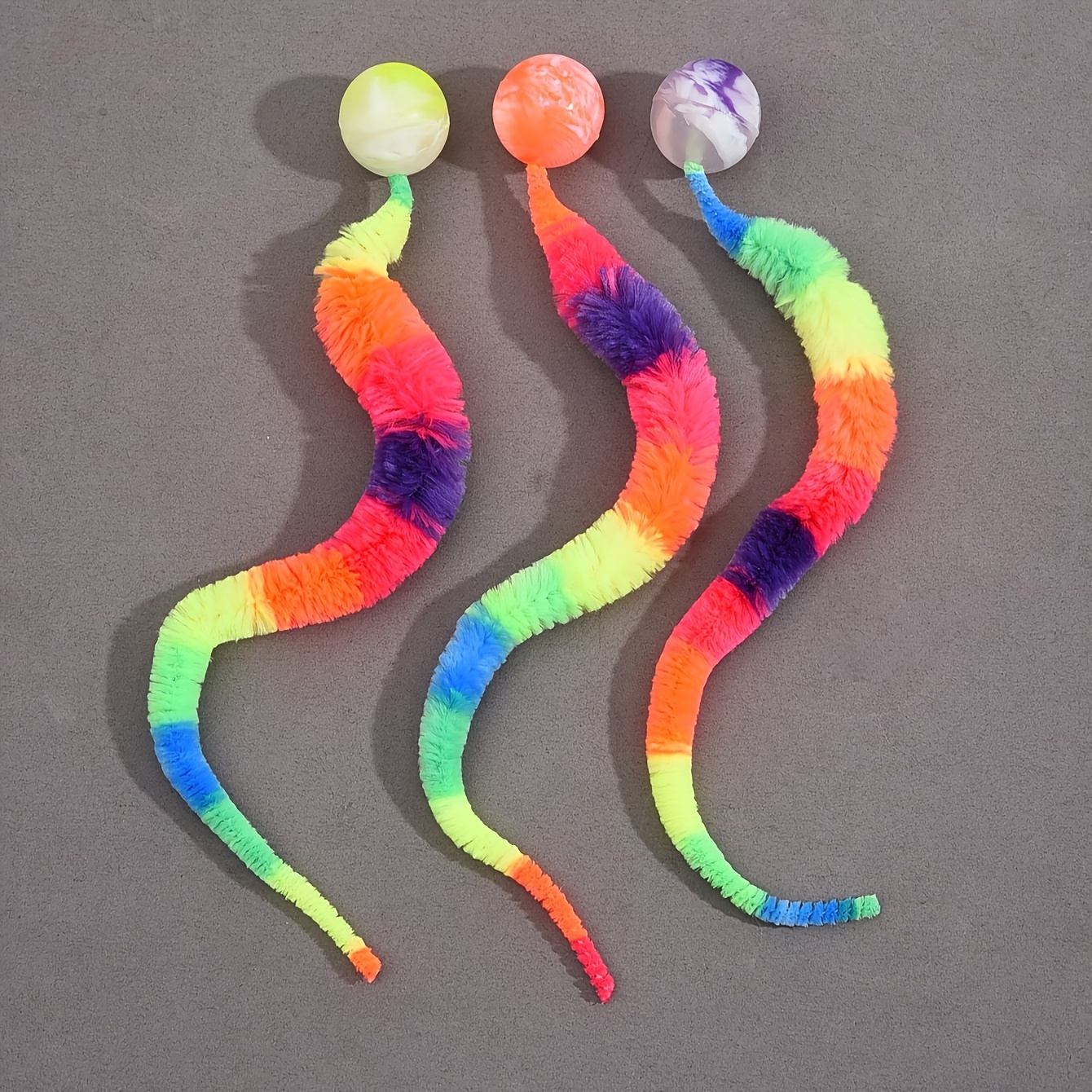 

1pc Rainbow Bouncing Ball Cat Toy, Polyester Worm Pet Cat Toy, Non-electric, Without Battery