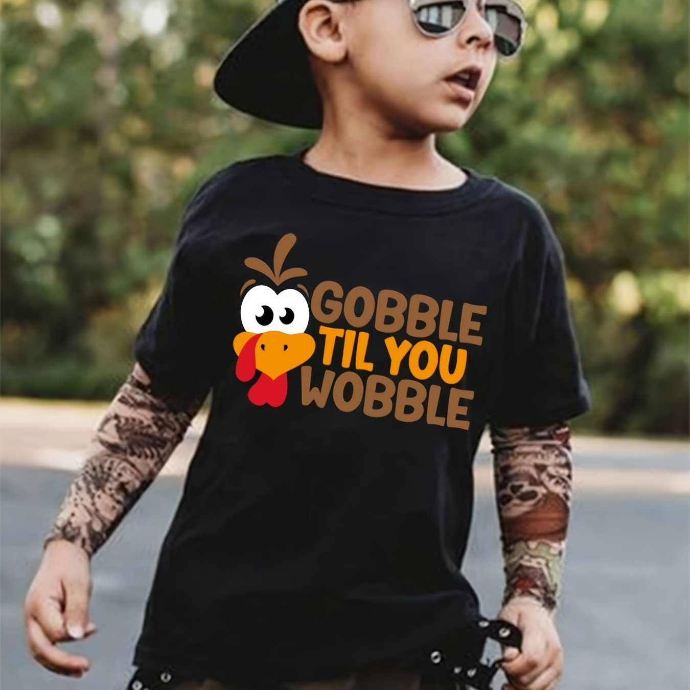 

Milkyship Boys Gobble Til You Wobble Cartoon Turkey Print Short Sleeve T-shirt, Crew-neck Comfy Top, Suitable For Boys Spring And Summer Outdoor Leisure Activities, Festivals