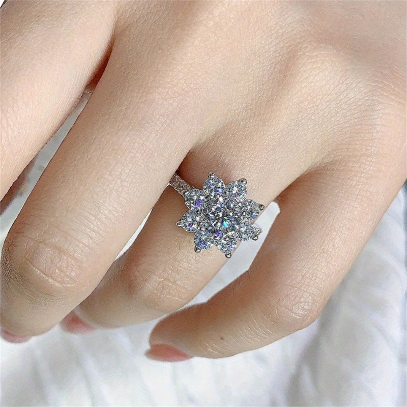 1CT Flower Shape Moissanite Ring for Women