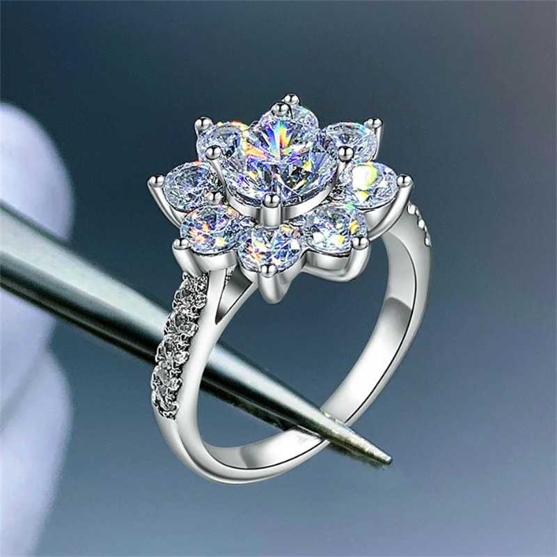 1CT Flower Shape Moissanite Ring for Women