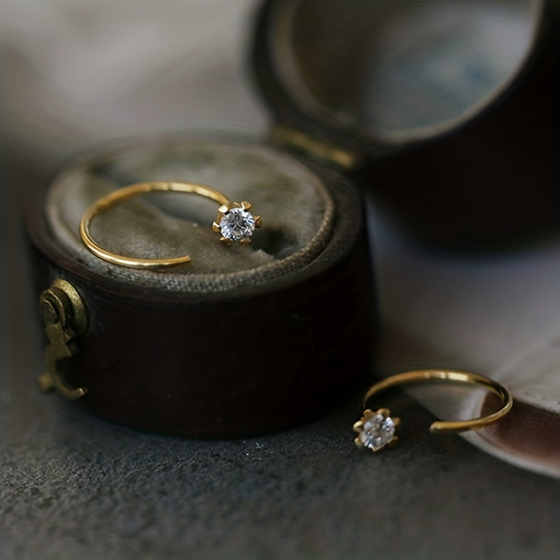 Set Of 2 Six-claw Water Drill Ear Hooks Earrings For Vacation Parties, Dates, And Daily Wear