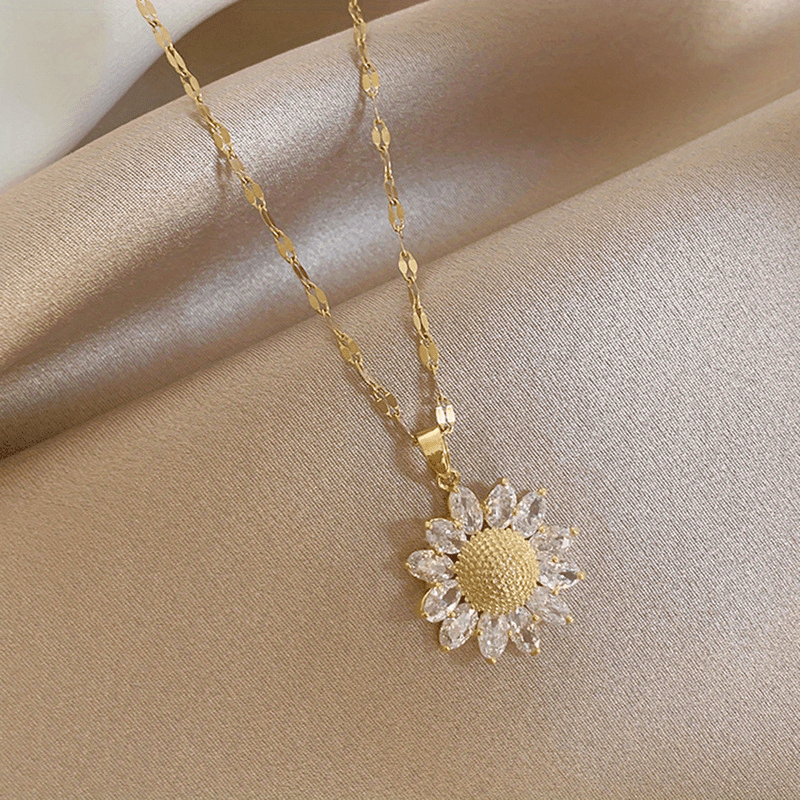 

Delicate Sunflower Pendant Necklace - Hypoallergenic, Durable, Waterproof Women's Jewelry - The Perfect Zirconia Gift For Any Occasion!