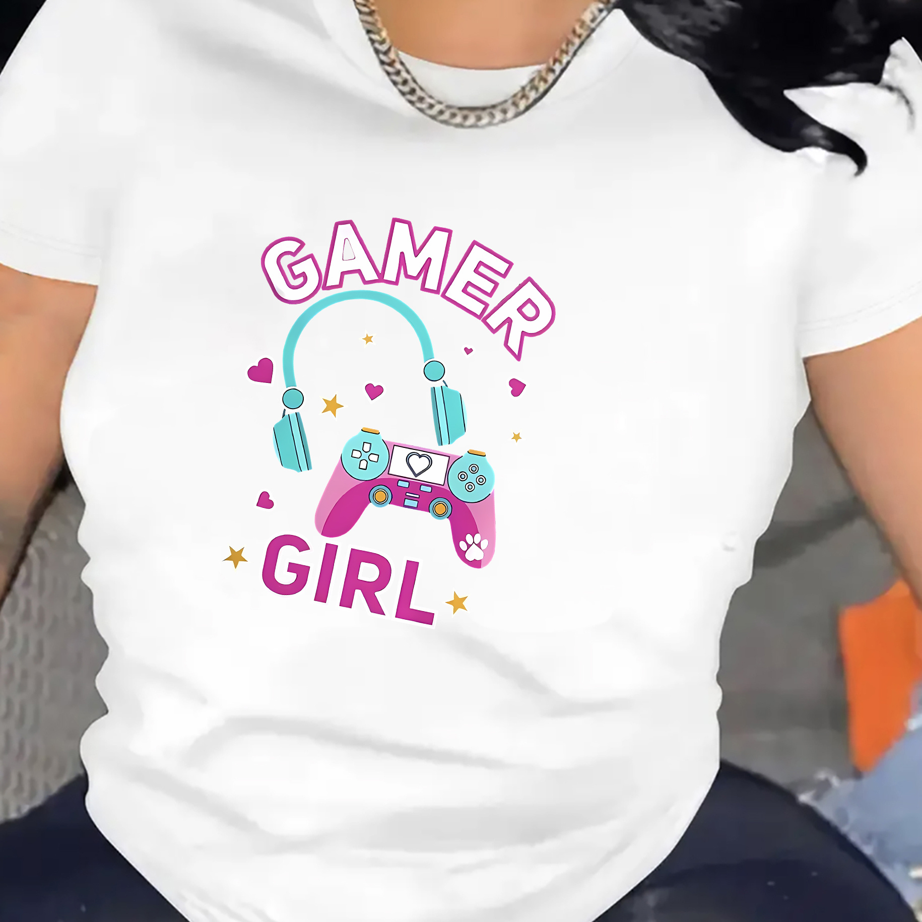 

Gamer Girl Graphic Print T-shirt - Casual Polyester Knit Fabric Top With Spandex, Breathable Short Sleeve Crew Neck Tee For Women, Fashionable Comfort Fit Shirt For All Seasons