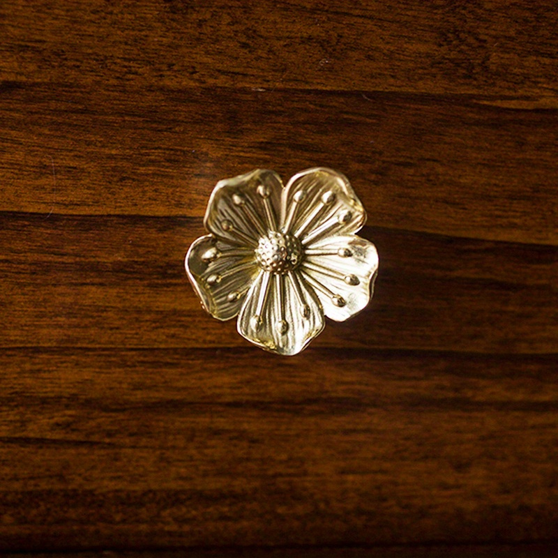 E-shop Schrankgriff in Pflaumenform, polierter metallener Blumen-Griff, geeignet für Zuhause, Esszimmer-Schublade, Kleiderschrank, Schließfach und