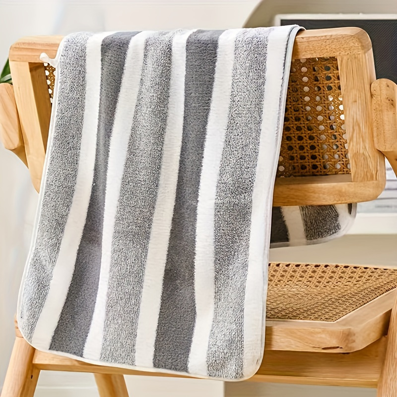 Super Absorbent Quick-Dry Striped Towel, 100% Polyester, Contemporary Style, Oblong Shape, Machine & Hand Washable for Home, Hotel, and Spa Use - Modern Bathroom Essentials