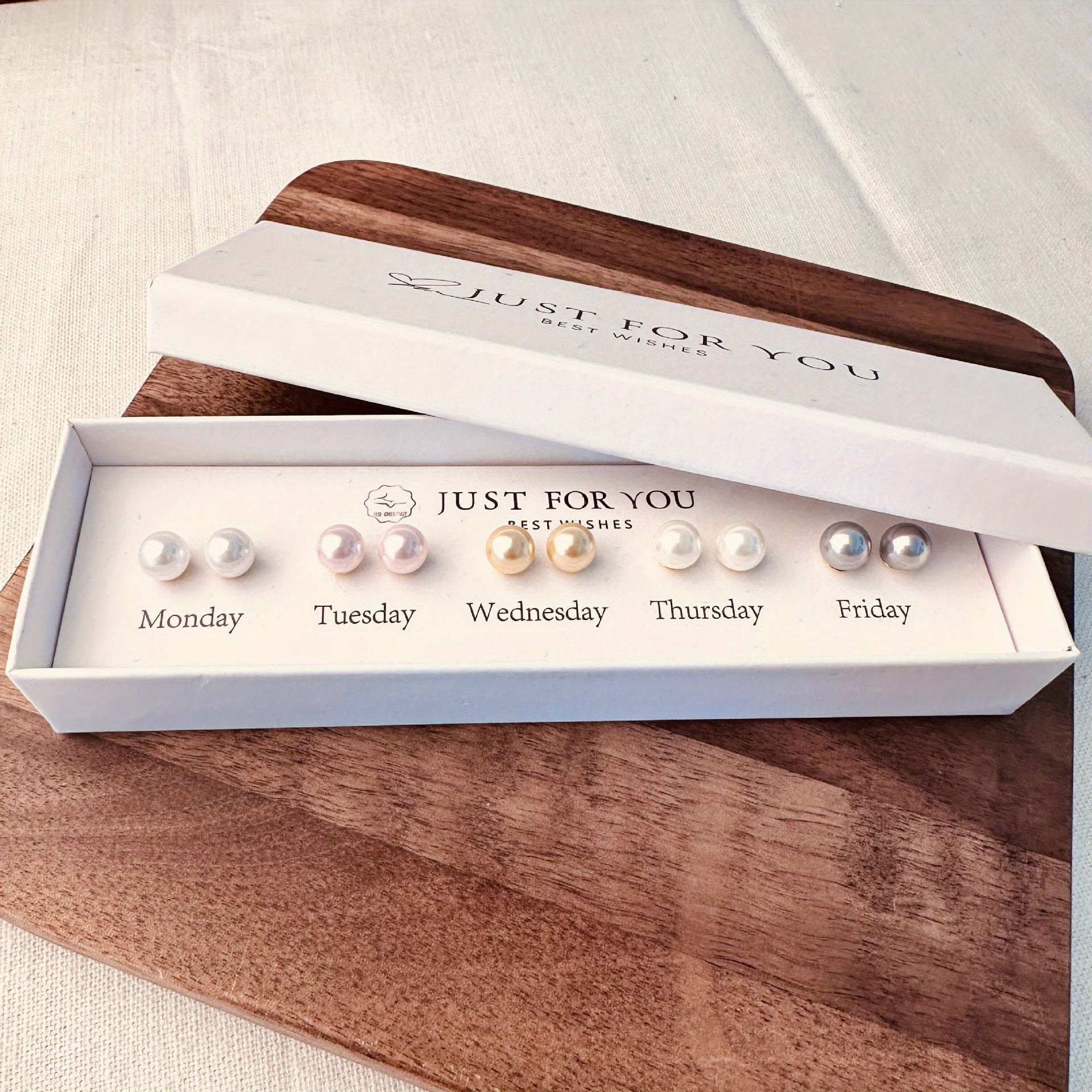 TEMU Fashionable Women's Luxurious 925 Plated Pearl Earrings, 5 Pairs Of Weekly Earrings, Jewelry For (with Gift Box)