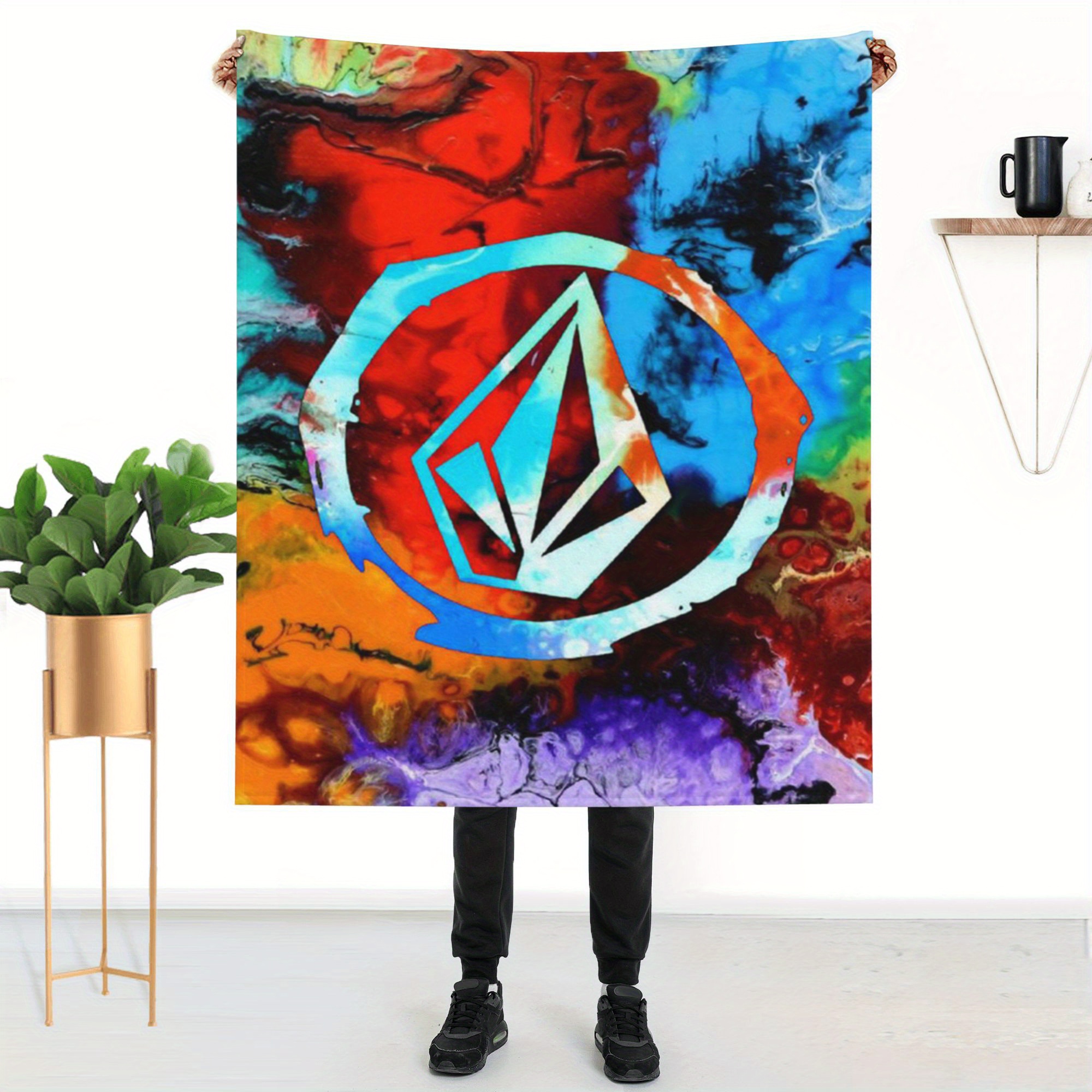 

- Print Flannel Throw Blanket – Polyester, Soft, Cozy, Warm For Home, Office, And Camping – Multifunctional Nap Throw For – Anime Theme, Style, 250-300gsm