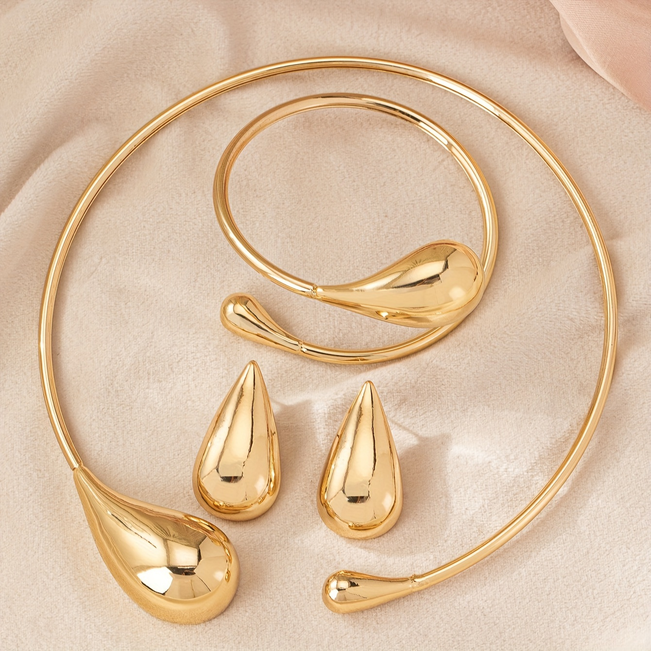 

Minimalist Teardrop Jewelry Set - Zinc Alloy Necklace, Bracelet, And Earring Set, Suitable For