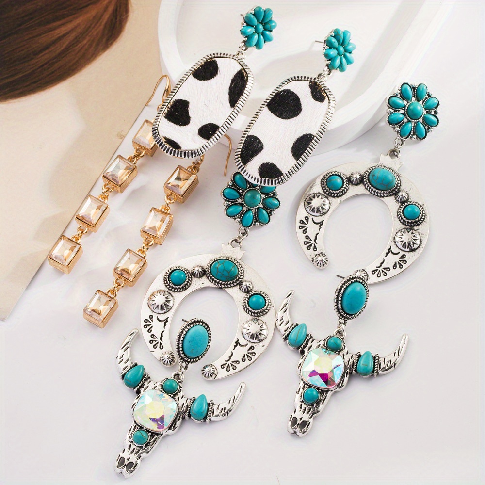 

2pcs/set Popular Bohemian Earrings Turquoise Milk Grain Leather Hollow Earring