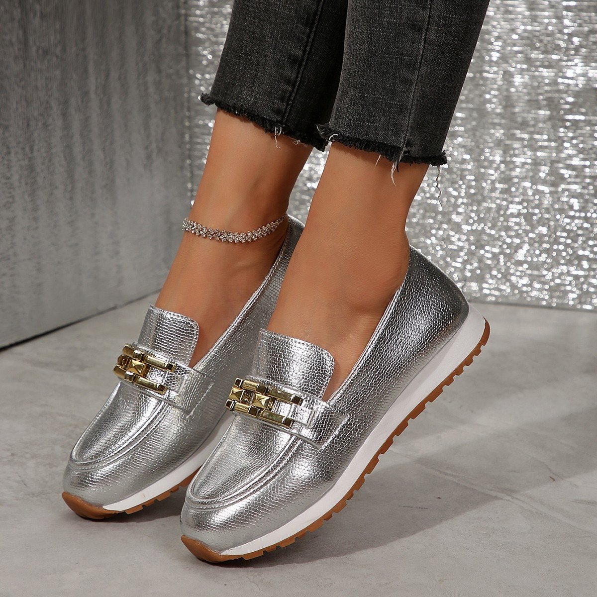 

Women' Slip-on Loafers - Casual Round Toe -sole Non-slip Comfort Shoes With And Fabric Insole - Metallic Slip-on Flats For Wear