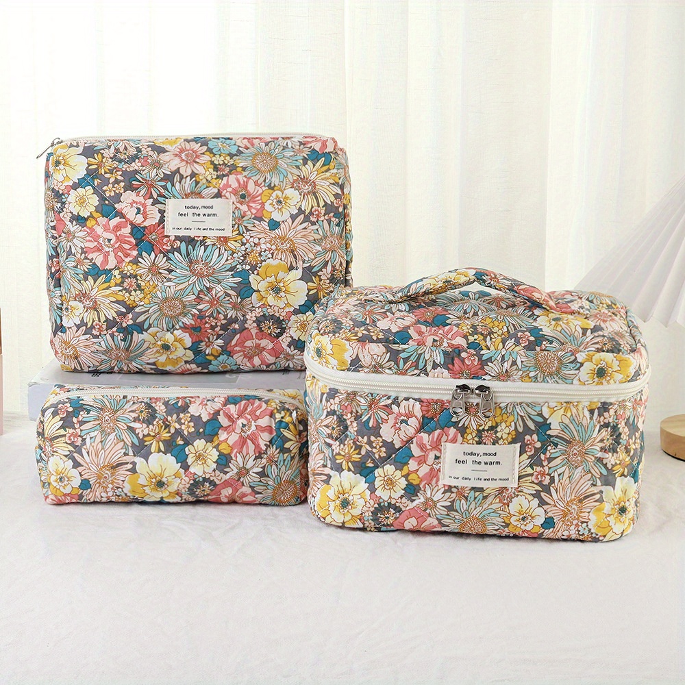 

3pcs Cotton Quilted Makeup Bag Set, Floral Makeup Bag, Cute Makeup Bag, Travel Makeup Bag, Large Toiletry Cosmetic Bag Makeup Bag Organizer For Women Girls