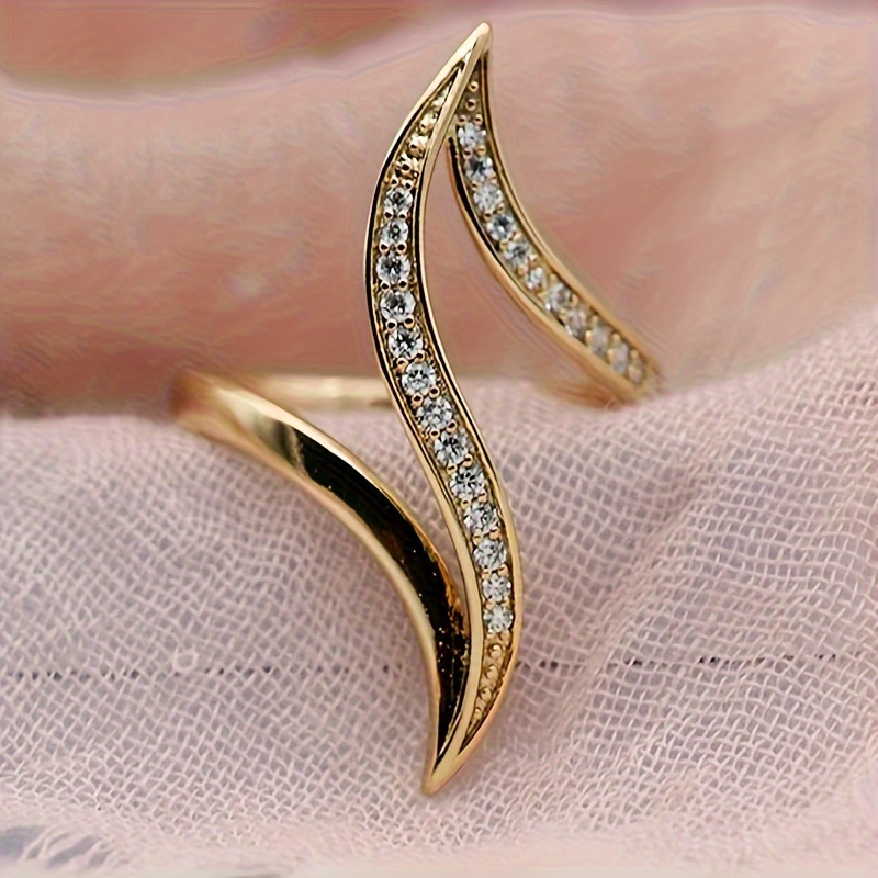 Golden Tone Leaf Ring with Sparkling Accents