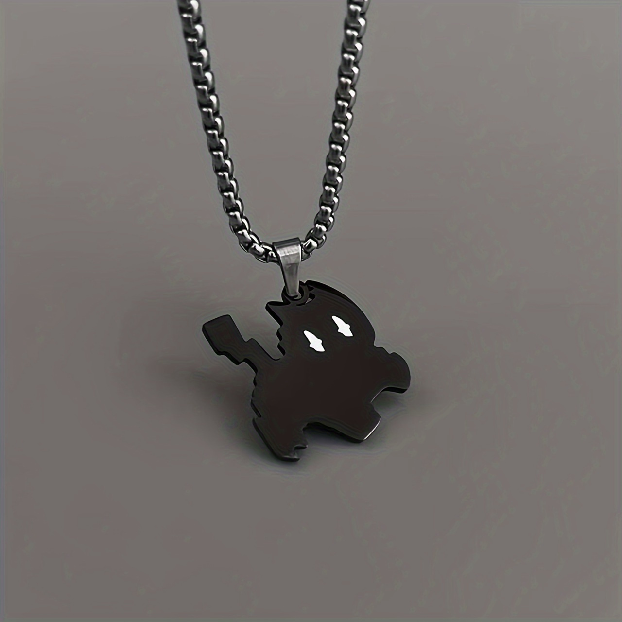 

Men' Lightning Black Cat Necklace