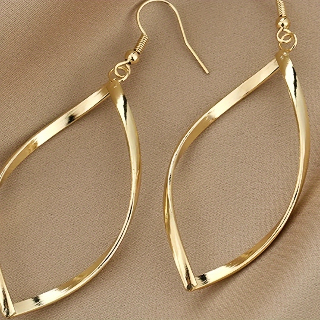 

Hollow Twisted Dangle Earrings Elegant Alloy Plated Jewelry Female Gift