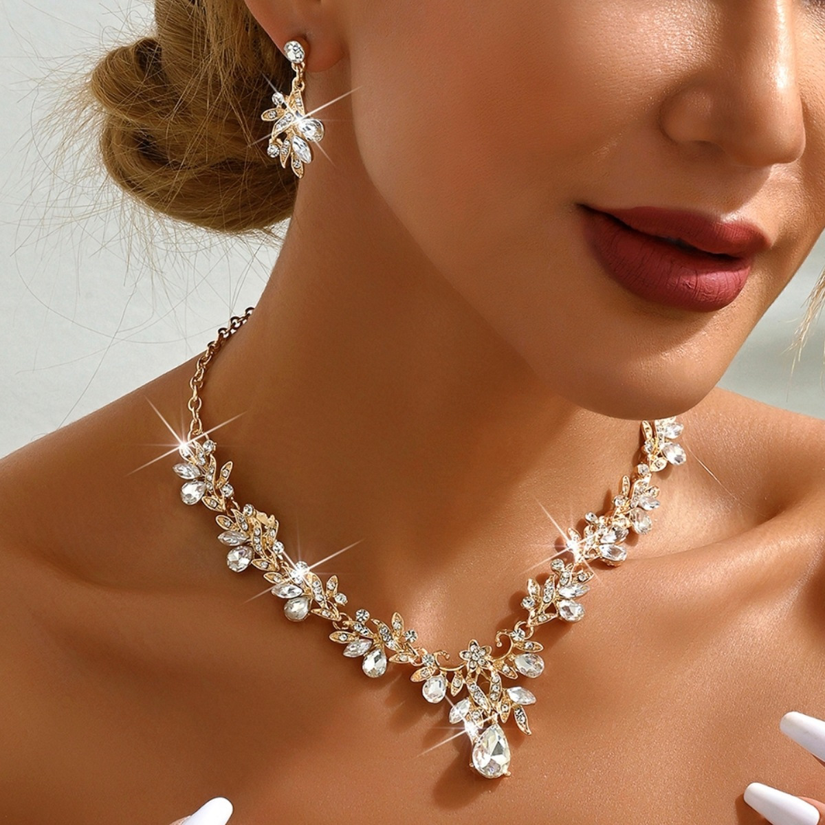 

1set Vintage High-grade Necklace Earring Set All Women's Chain Women