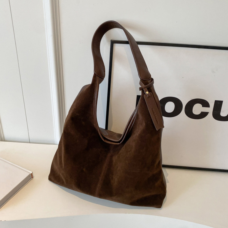 

Sac Fourre-Tout Chic en Faux Daim pour Femme - Fermeture Magnétique, Sac à Épaule Hobo en Faux Cuir Végétalien en Marron Foncé/Noir - pour les , le Shopping, & Plus