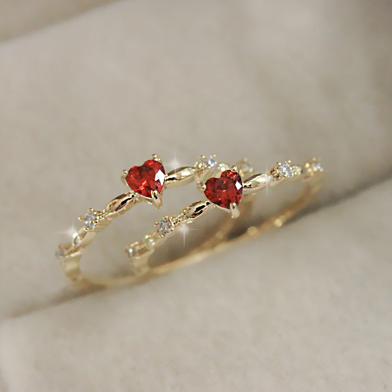 

Japanese Women's Ring, Elegant Red Zircon Peach Heart Ring, Romantic Heart-shaped Index Finger Ring