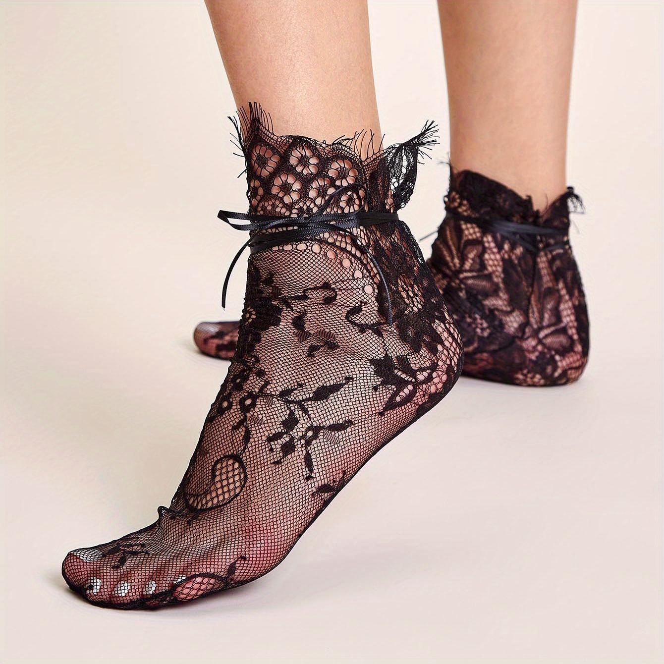 Image of 1 Pair Vintage Lace Hollow-out Ankle Socks, Sheer Floral Pattern, Summer Breathable Women's Thin Socks, Polyester Material, Can Only Be Washed , , Casual Wear, Daily Wear