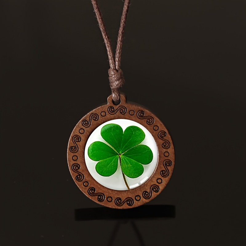 

Bohemian Style Wooden Necklace With Glass Clover Pendant - Unisex Jewelry - Handcrafted Fashion Accessory - Ideal Gift For