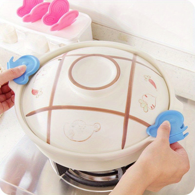 2 pack silicone butterfly shaped pot holder clips non   holders for pots pans dishes multipurpose kitchen tool for cooking baking   dining use details 2